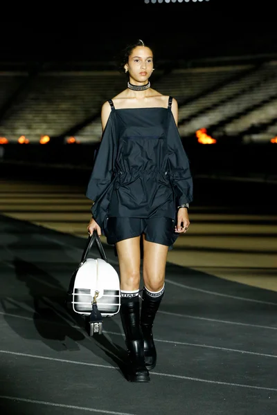 Look 6